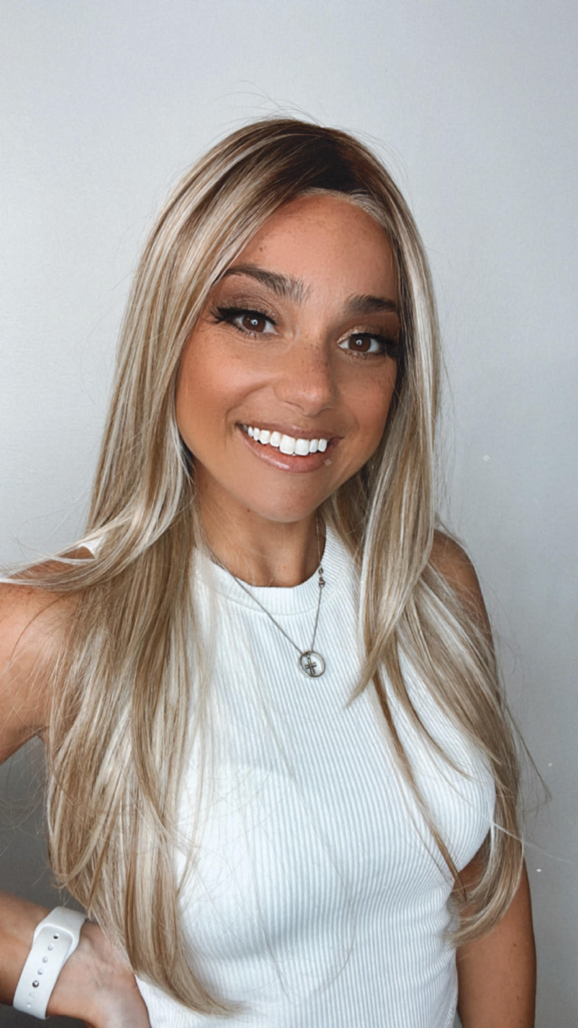 Charlotte Bis Blonde 2