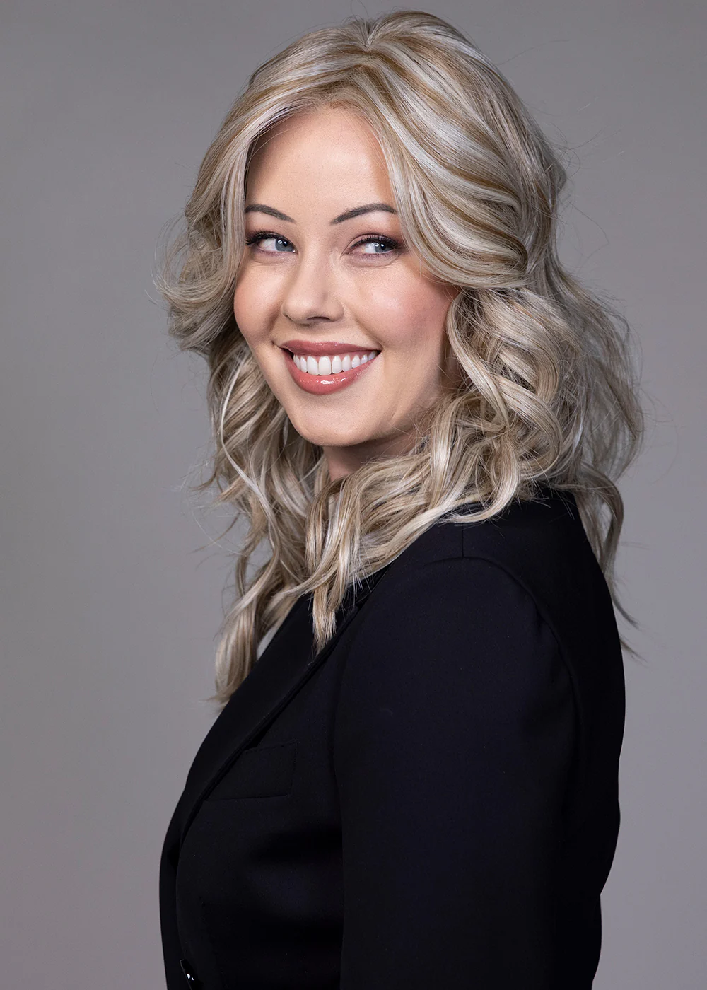 Elle_Cream_Soda_Blonde_3